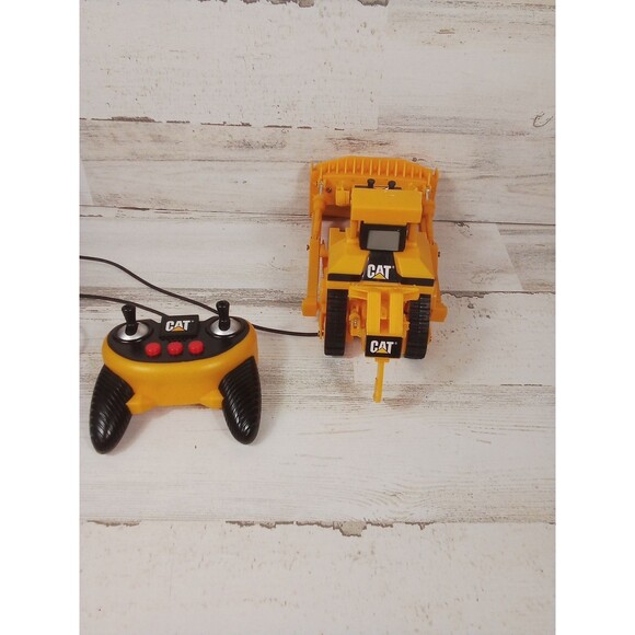 Caterpillar Wired Remote Control Backhoe / Excavator Toy Tested And Works - Picture 10 of 12